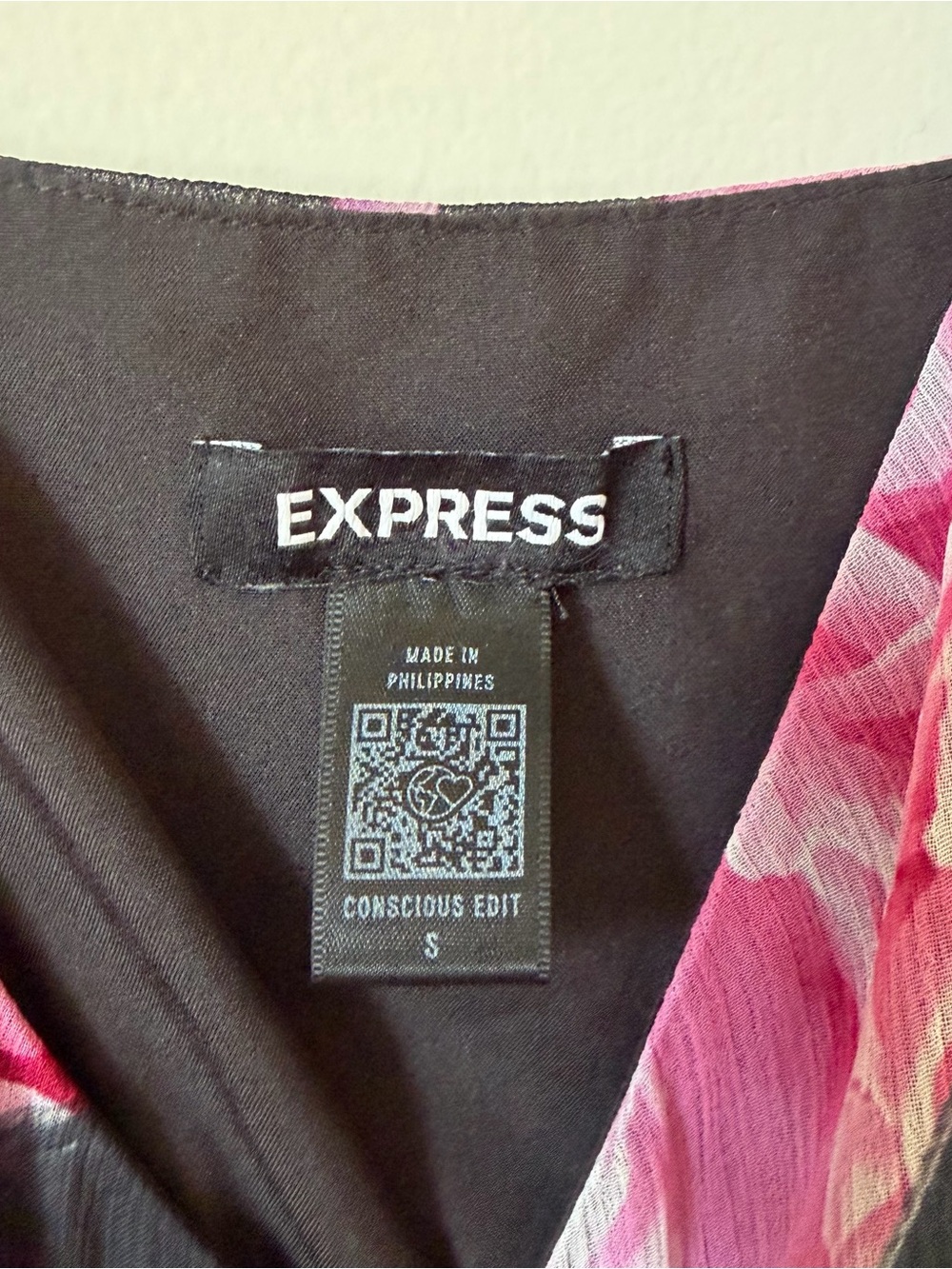 Express Floral Maxi Dress - Picture 6 of 6